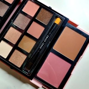Bobbi brown easy essential eye & cheek Palette new